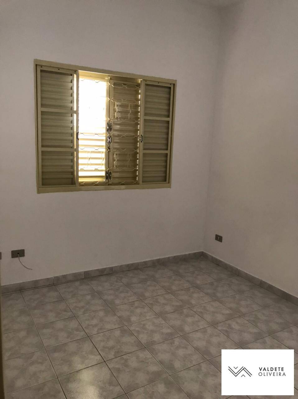 Casa à venda com 3 quartos, 131m² - Foto 14