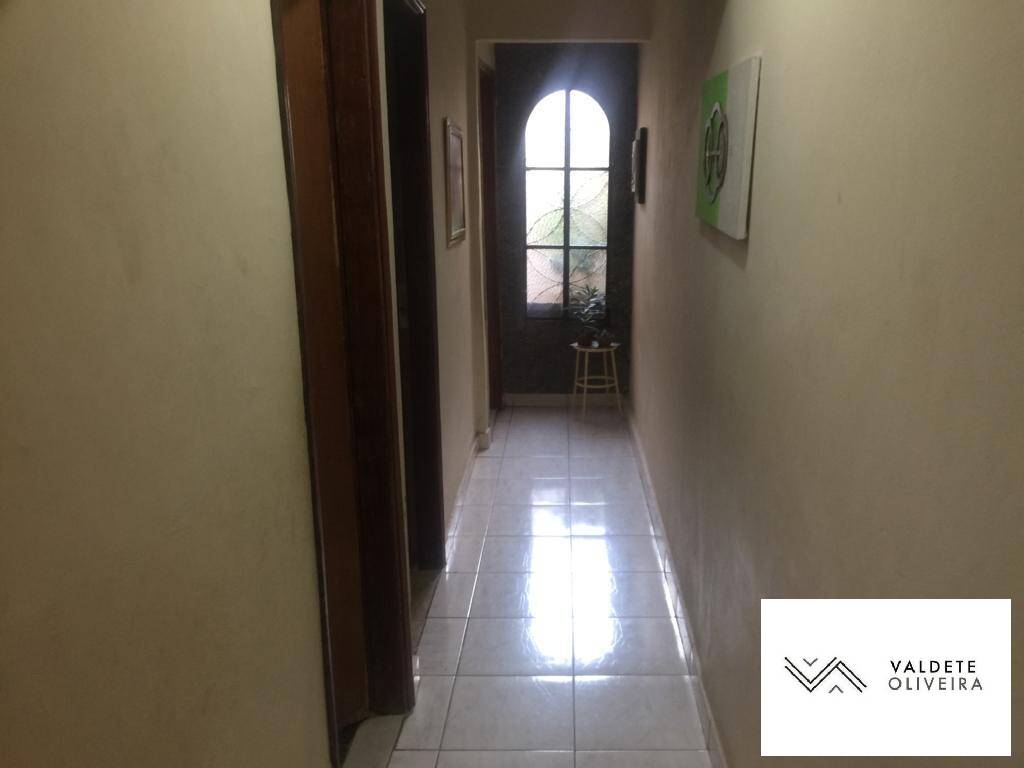 Casa à venda com 3 quartos, 120m² - Foto 17