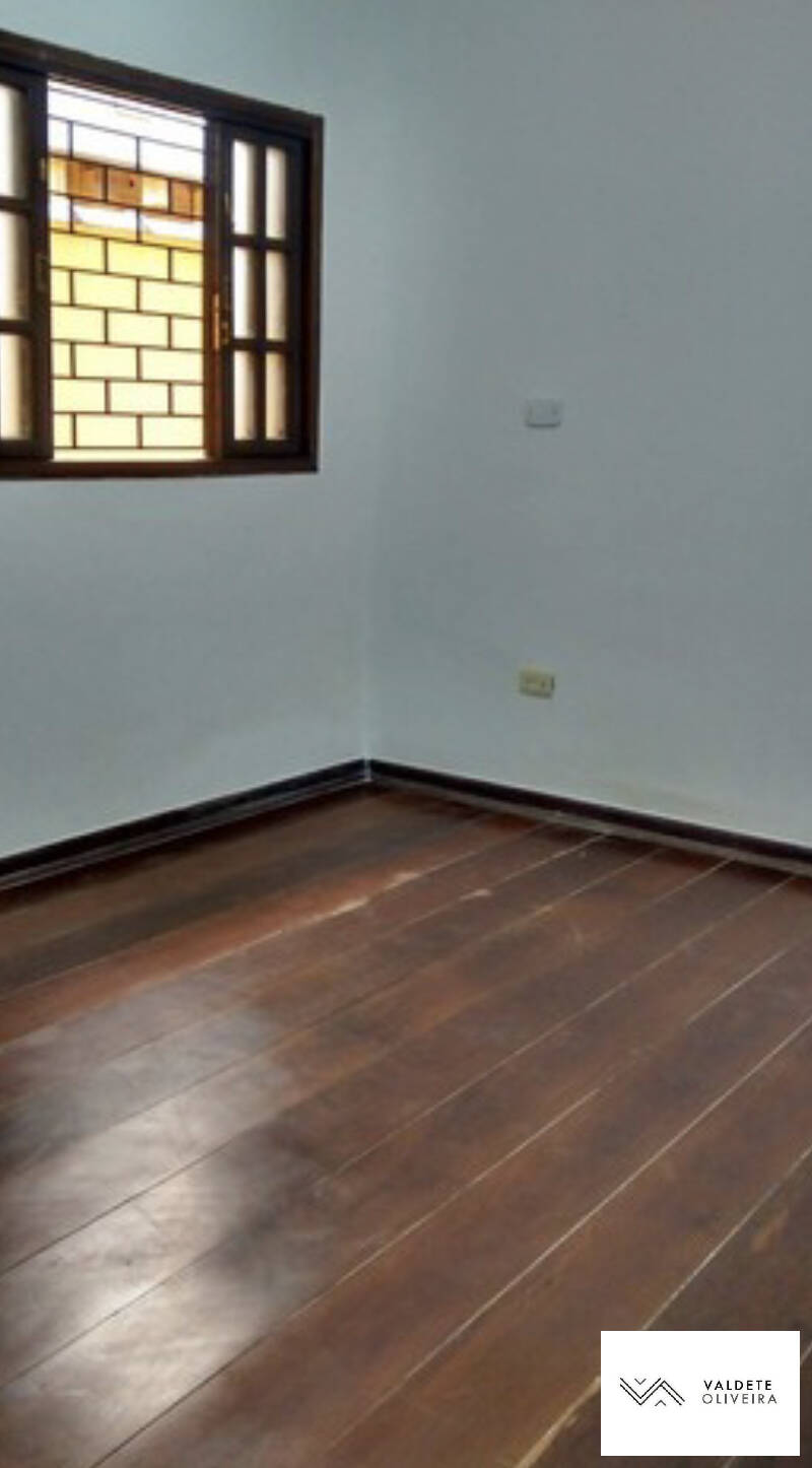 Casa à venda com 3 quartos, 190m² - Foto 10