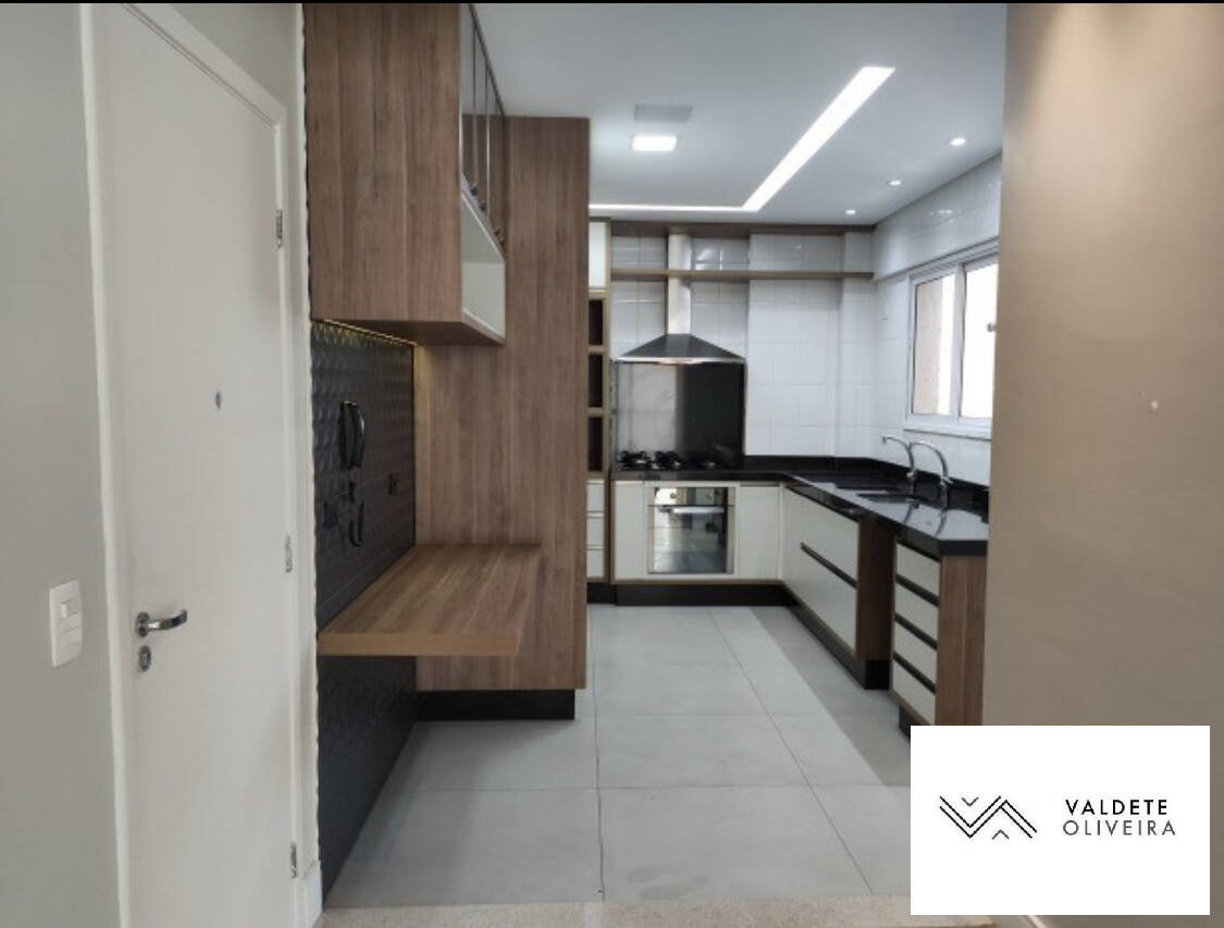 Apartamento à venda com 3 quartos, 143m² - Foto 6