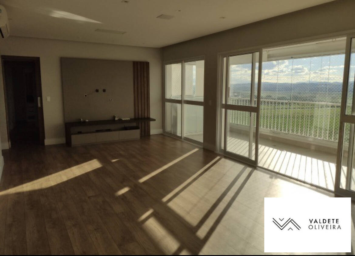 Apartamento à venda com 3 quartos, 143m² - Foto 1