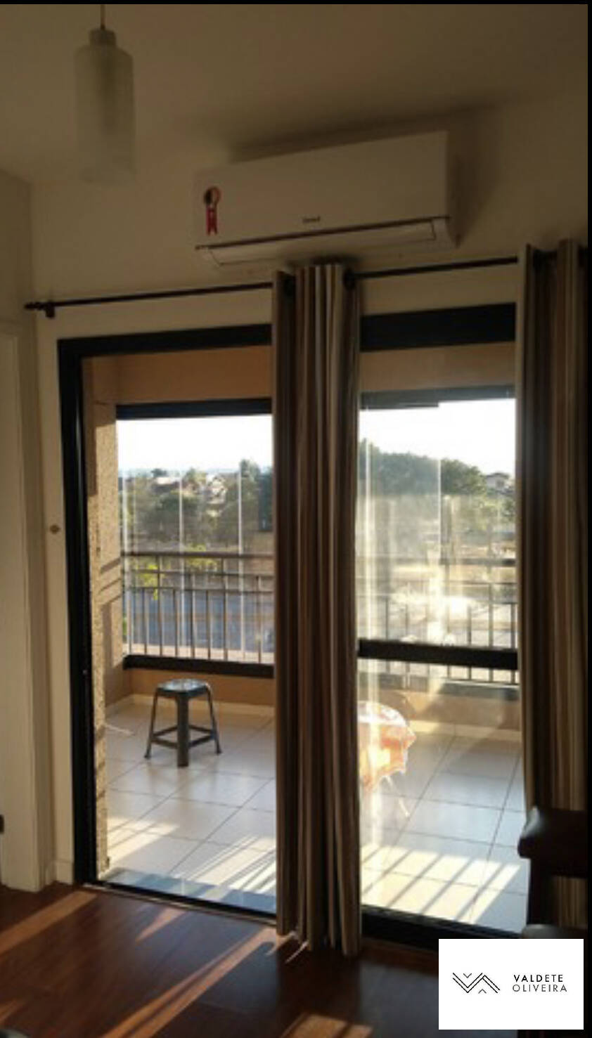 Apartamento à venda com 1 quarto, 57m² - Foto 2