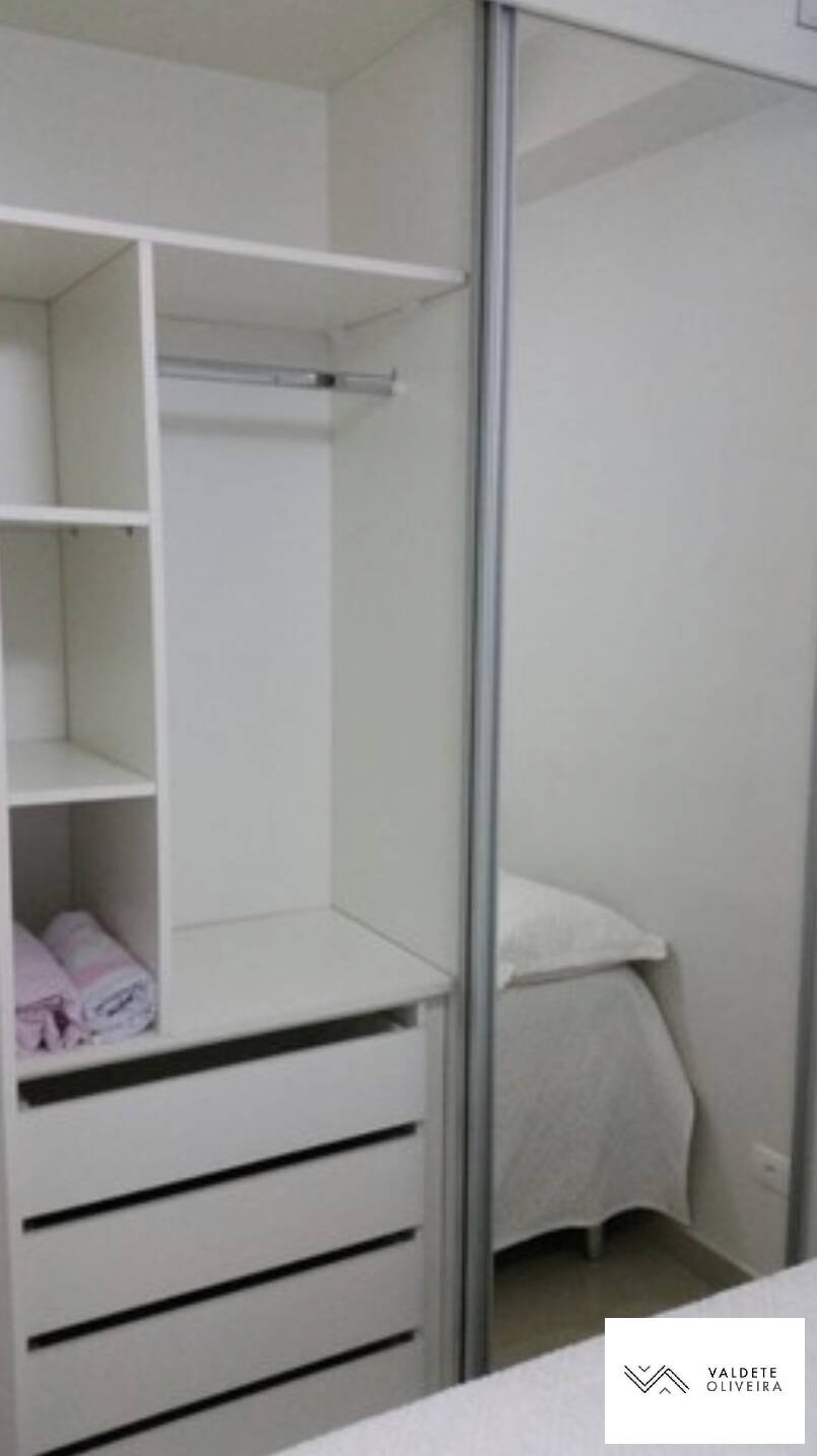 Apartamento à venda com 1 quarto, 35m² - Foto 2