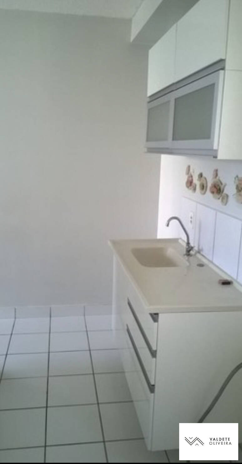 Apartamento à venda com 2 quartos, 50m² - Foto 2