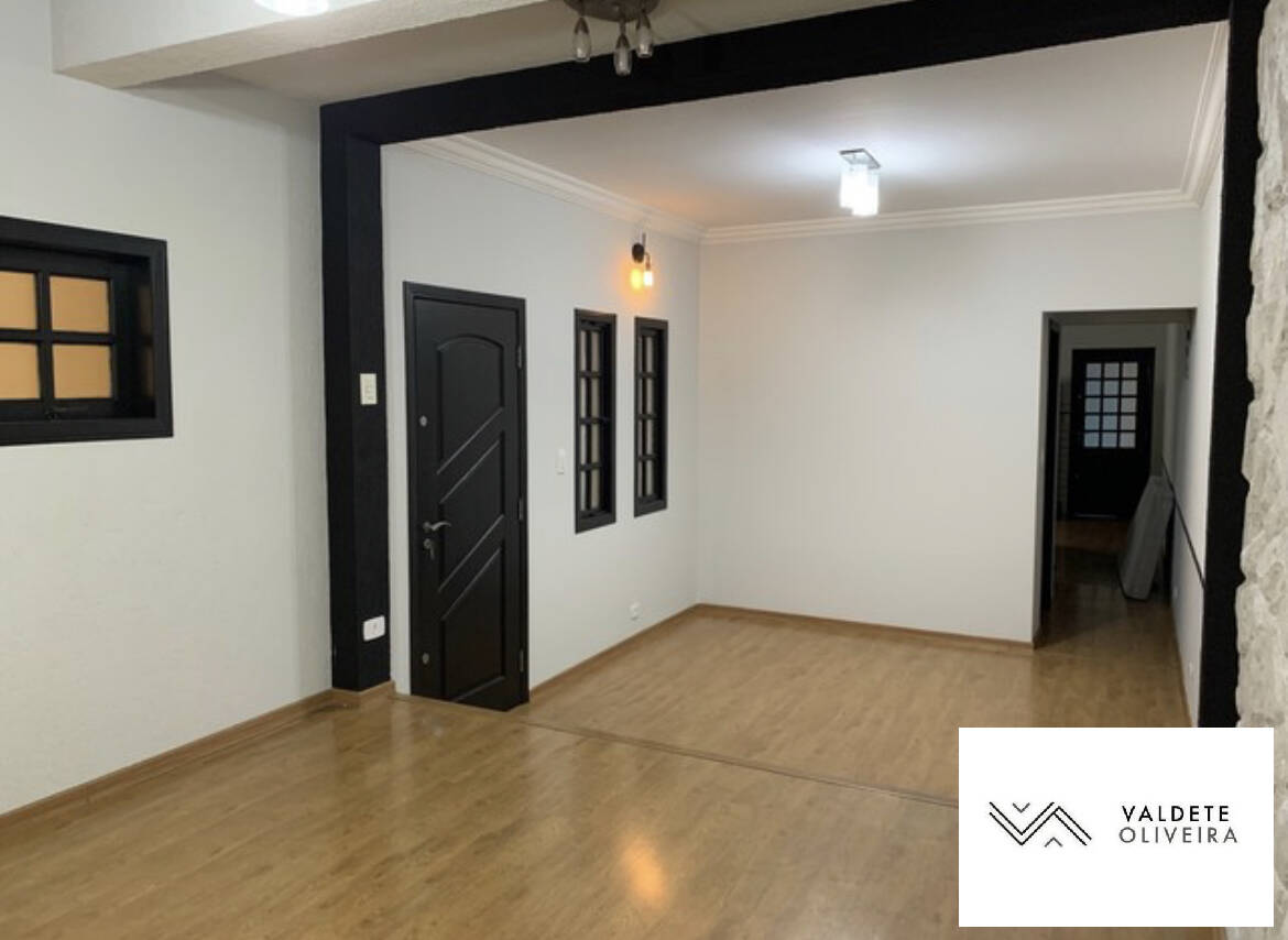 Casa à venda com 4 quartos, 189m² - Foto 1