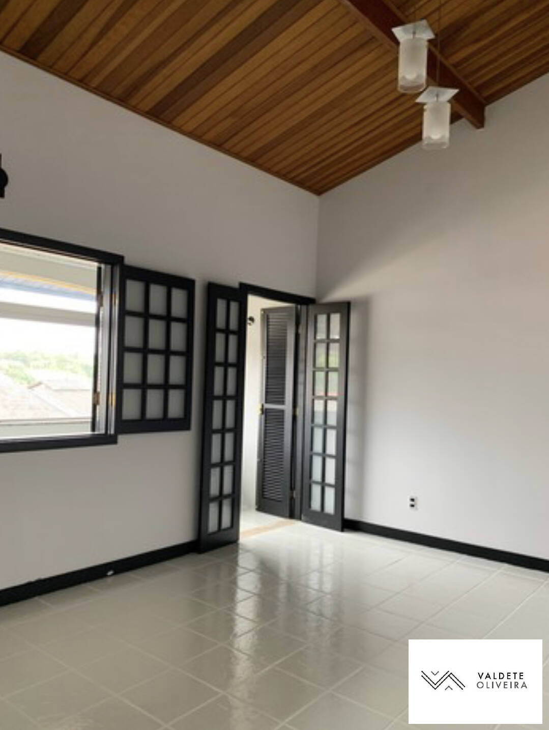 Casa à venda com 4 quartos, 189m² - Foto 6