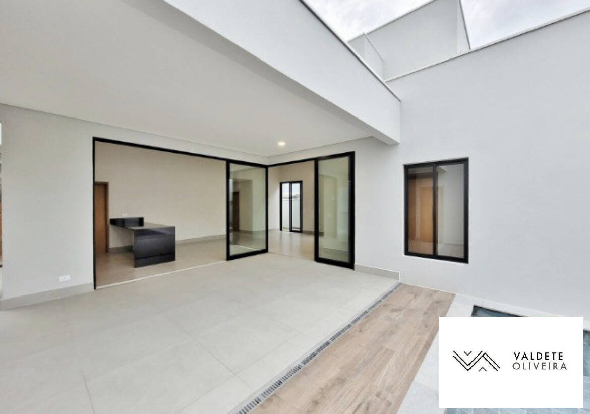 Casa à venda com 4 quartos, 234m² - Foto 3