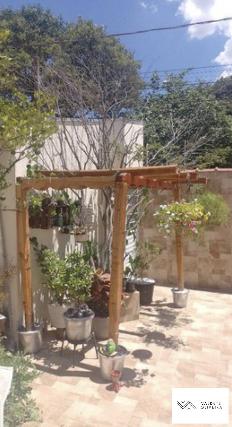 Casa à venda com 4 quartos, 300m² - Foto 12