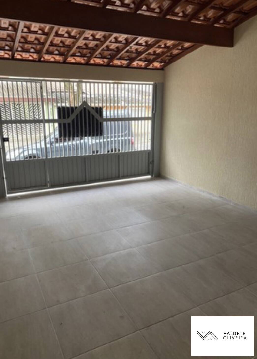 Casa à venda com 3 quartos, 165m² - Foto 2