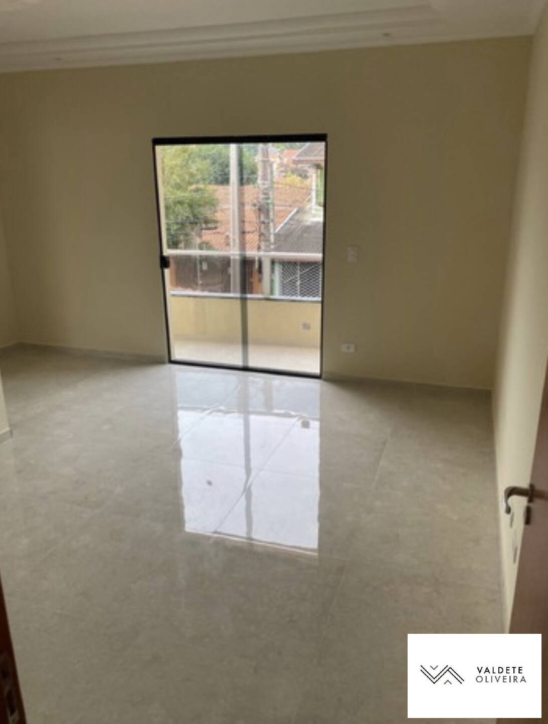 Casa à venda com 3 quartos, 165m² - Foto 3