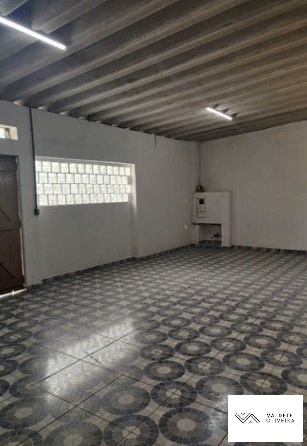 Casa à venda com 2 quartos, 170m² - Foto 4