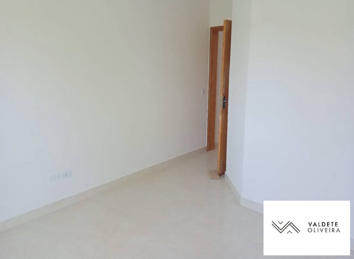 Casa à venda com 2 quartos, 102m² - Foto 3