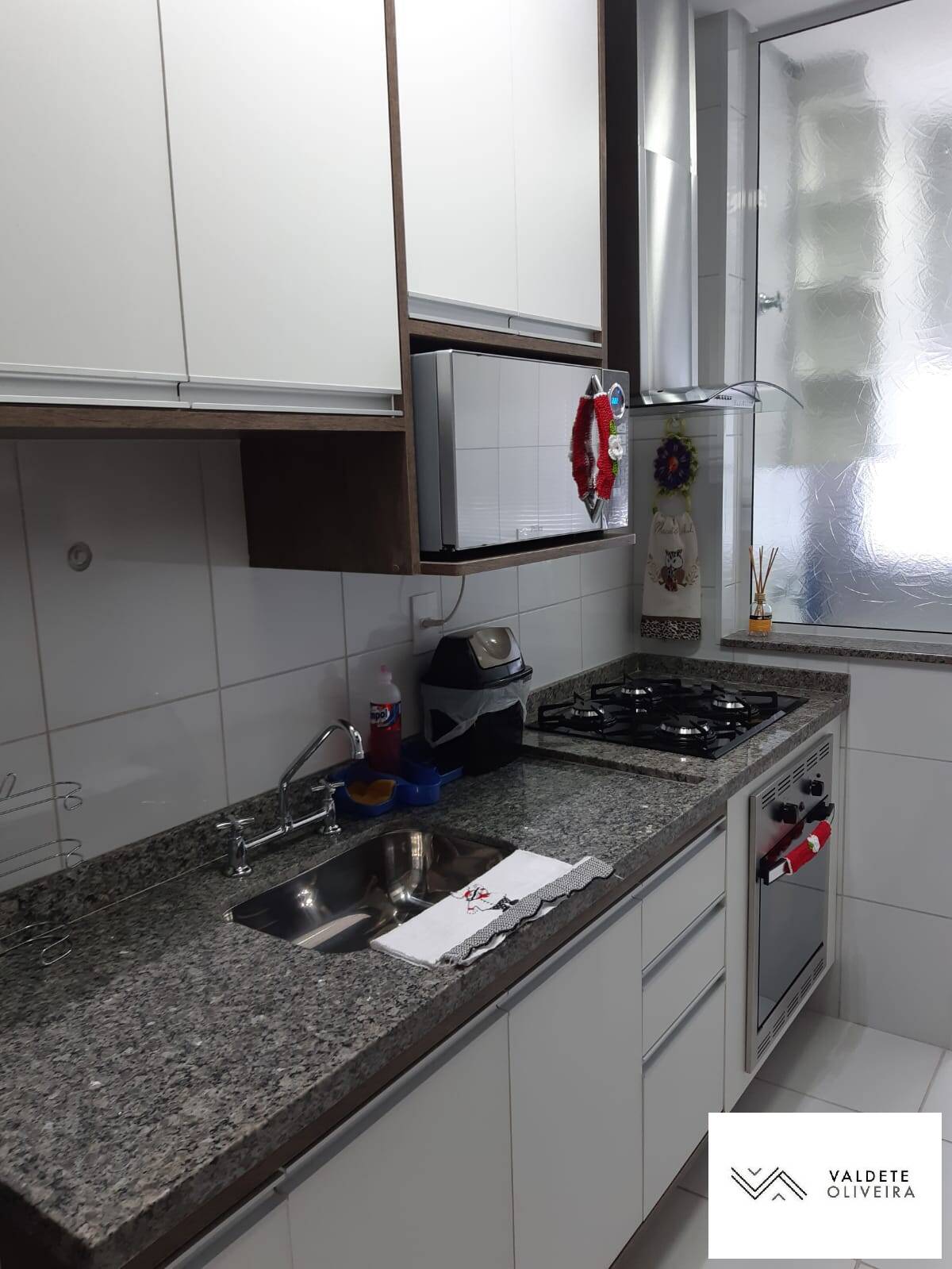 Apartamento à venda com 2 quartos, 64m² - Foto 17