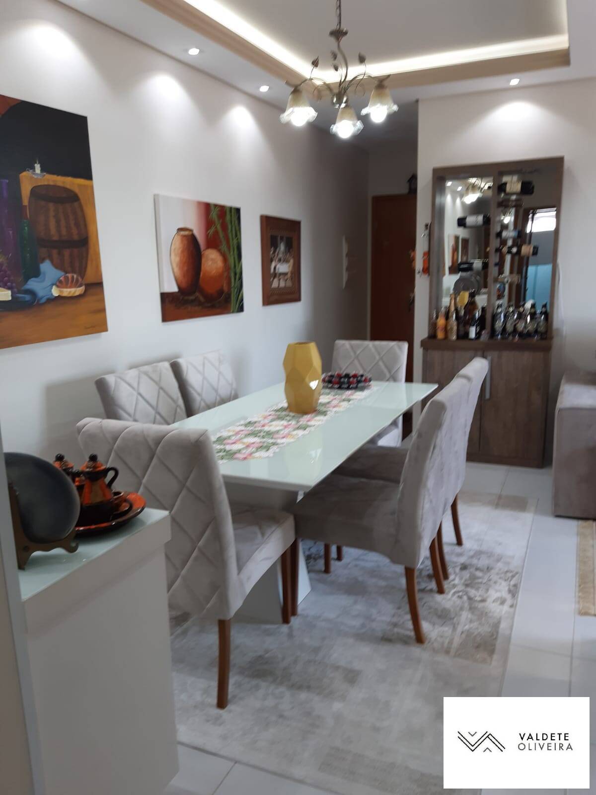 Apartamento à venda com 2 quartos, 64m² - Foto 19