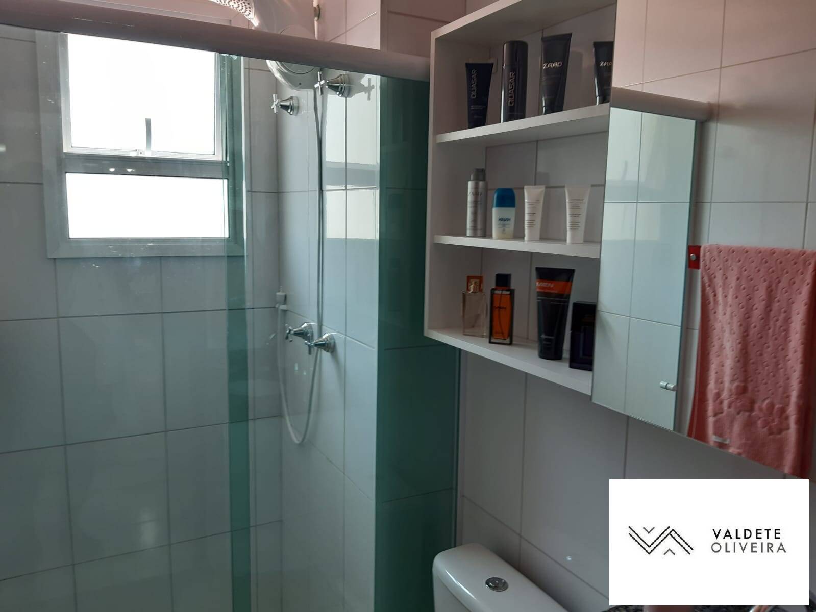 Apartamento à venda com 2 quartos, 64m² - Foto 21