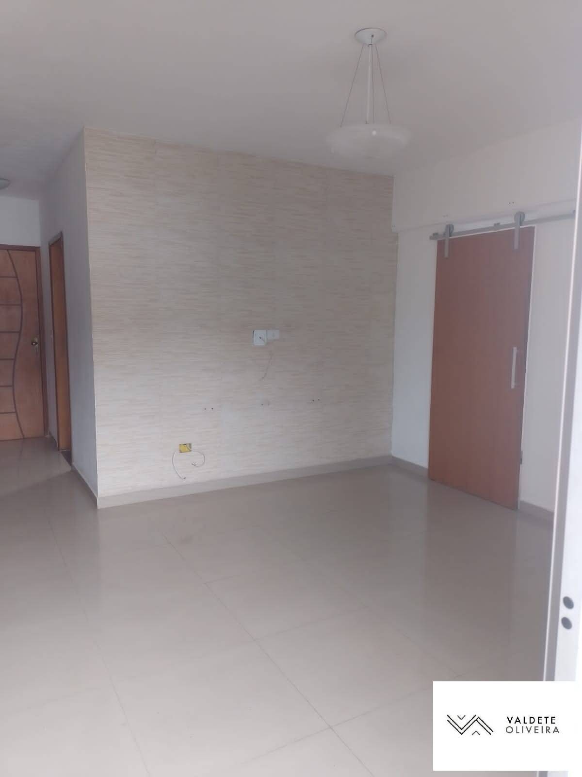 Apartamento à venda com 2 quartos, 62m² - Foto 18