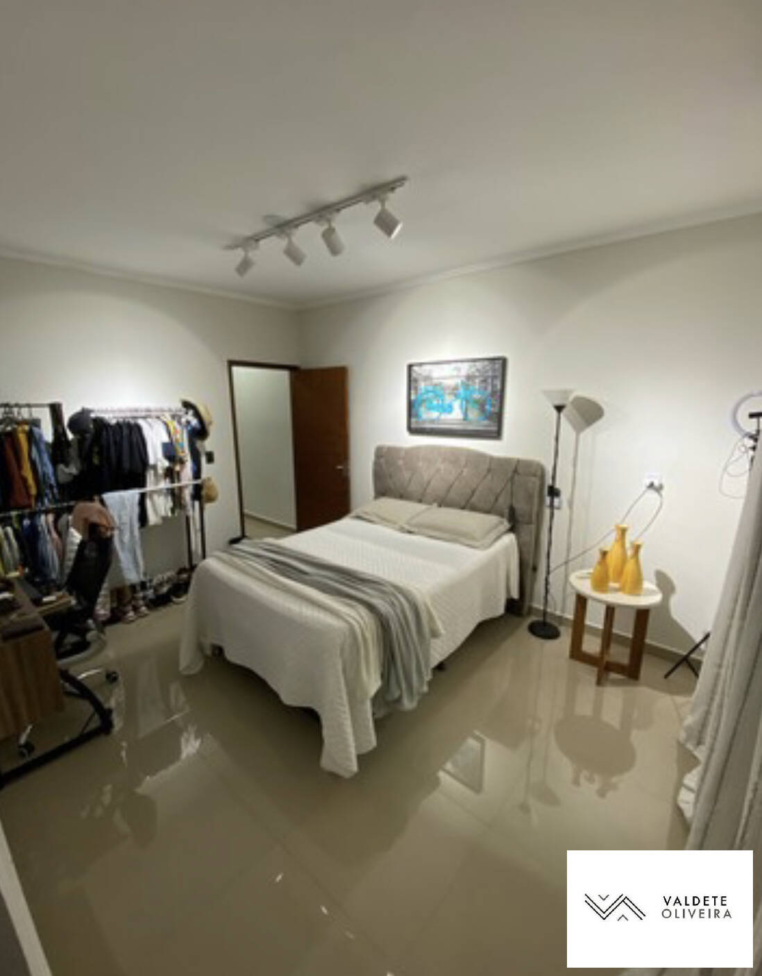 Casa à venda com 4 quartos, 300m² - Foto 4