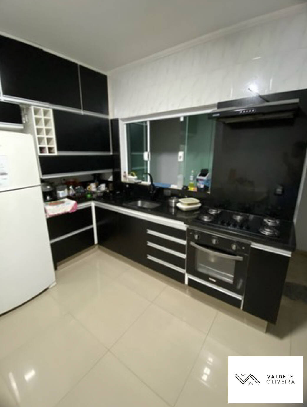 Casa à venda com 4 quartos, 300m² - Foto 16