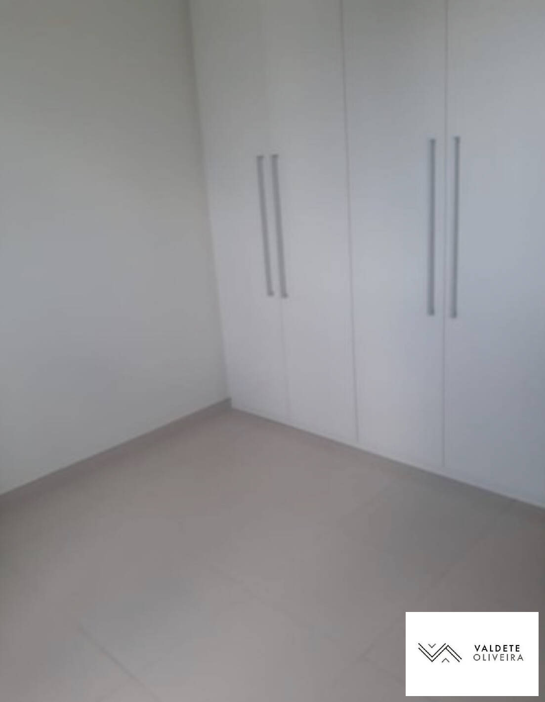 Apartamento à venda com 3 quartos, 294m² - Foto 2