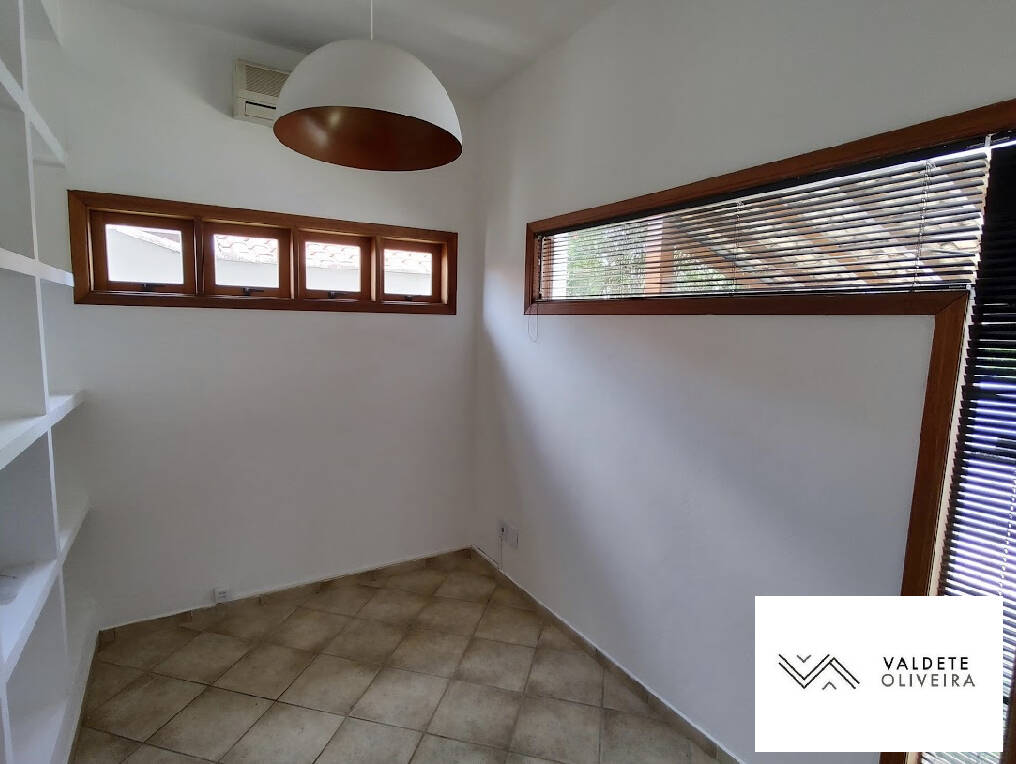 Casa à venda com 3 quartos, 337m² - Foto 12