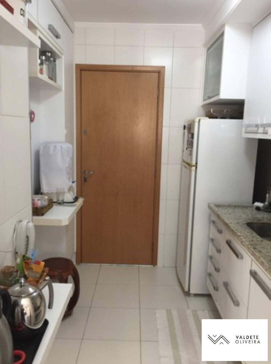 Apartamento à venda com 3 quartos, 75m² - Foto 8