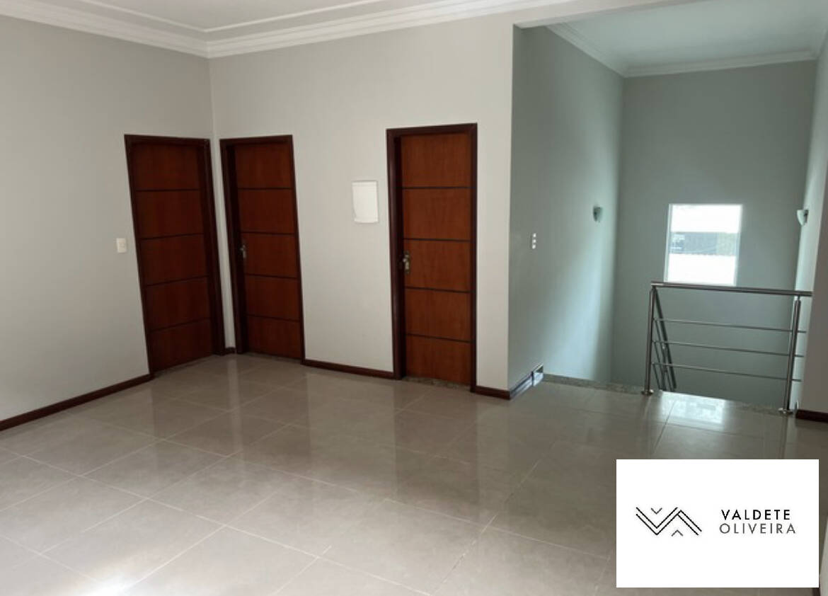 Casa à venda com 5 quartos, 320m² - Foto 18