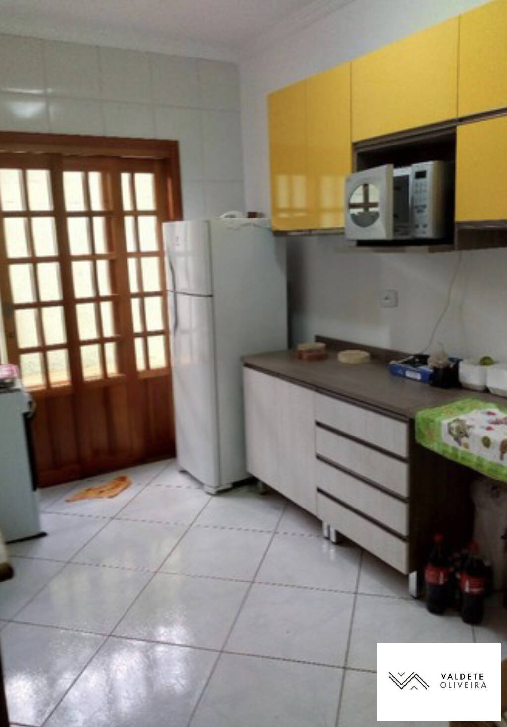 Casa à venda com 4 quartos, 200m² - Foto 4