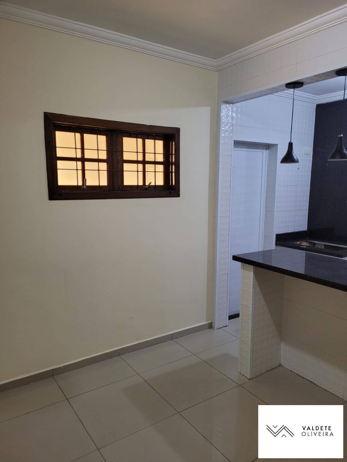 Casa à venda com 2 quartos, 113m² - Foto 3