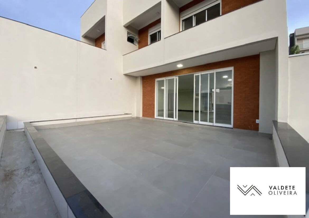 Casa à venda com 3 quartos, 370m² - Foto 15