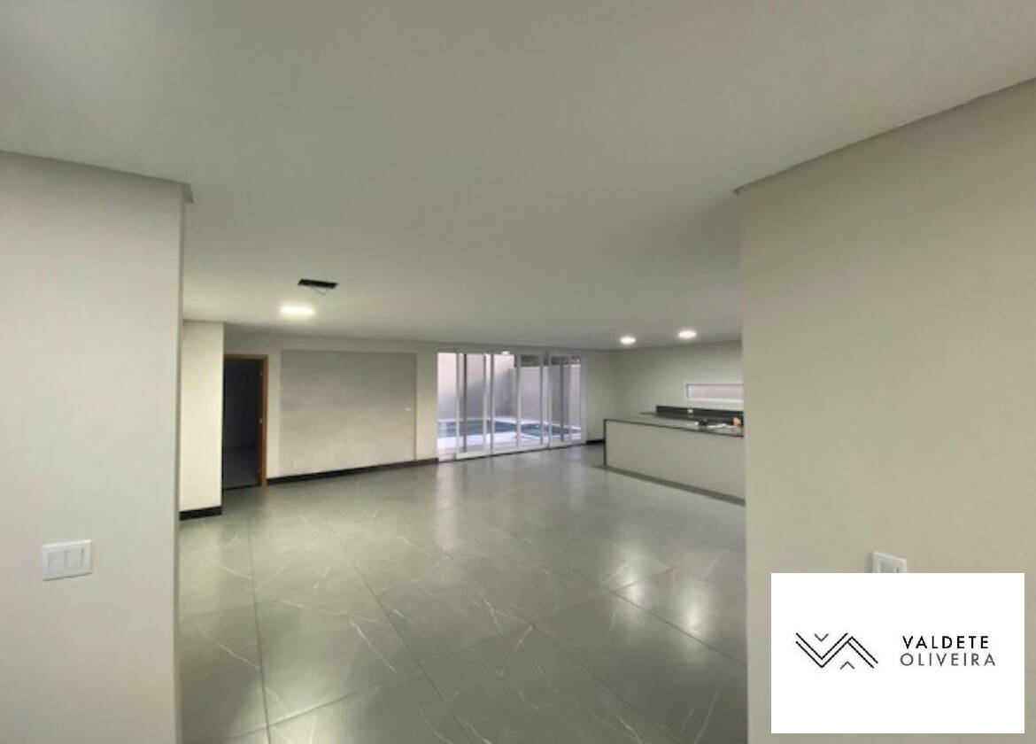 Casa à venda com 3 quartos, 370m² - Foto 18