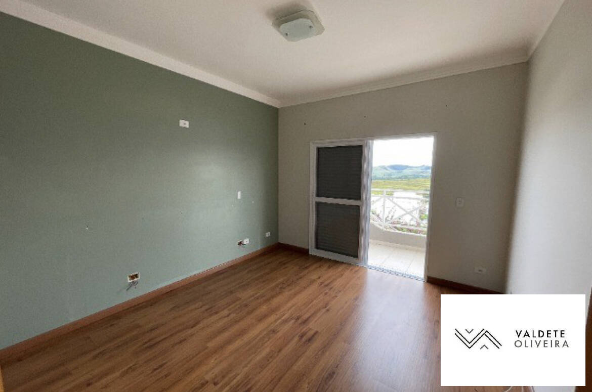 Casa à venda com 4 quartos, 338m² - Foto 8