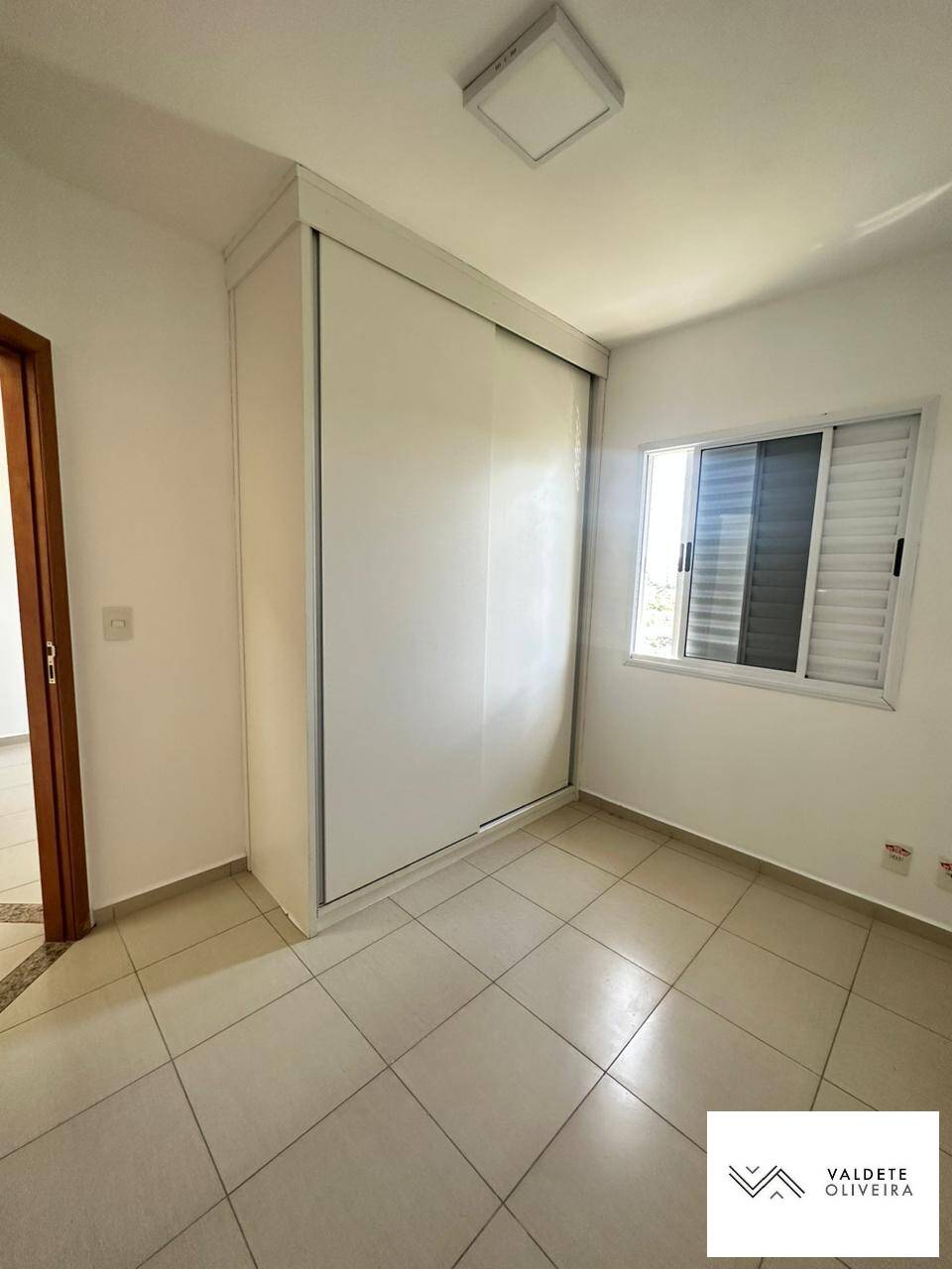 Apartamento à venda com 3 quartos, 143m² - Foto 10