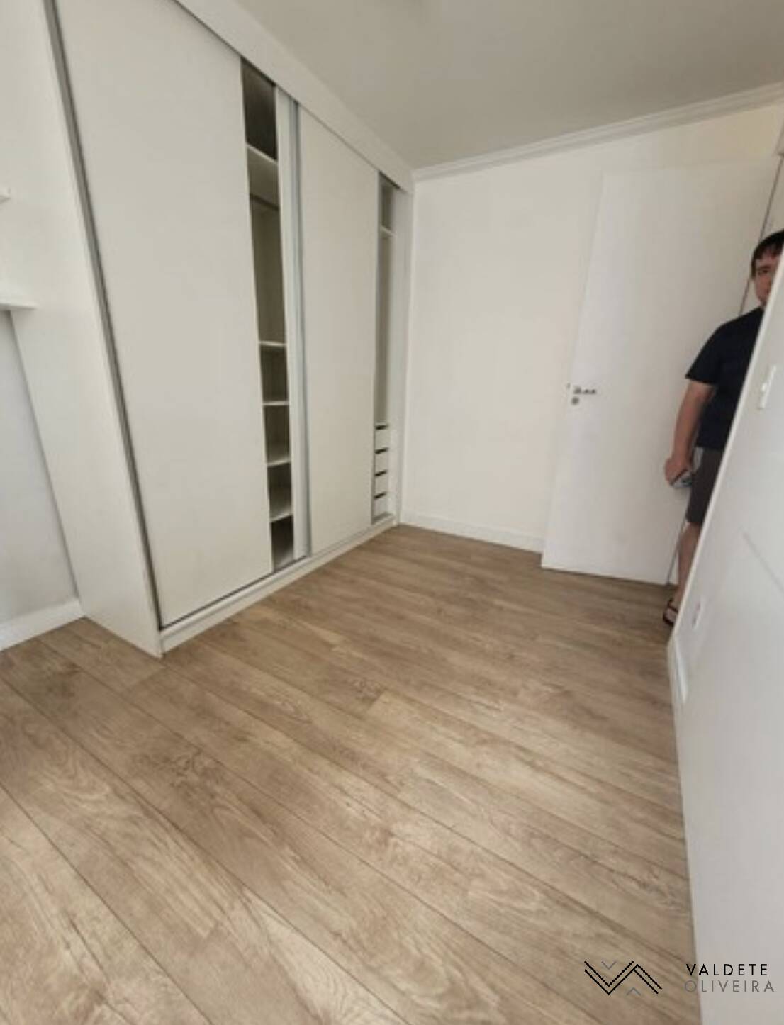 Apartamento à venda com 2 quartos, 105m² - Foto 3