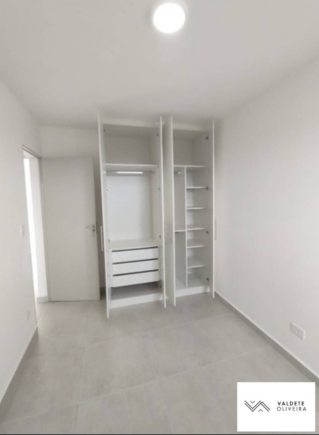 Apartamento à venda com 2 quartos, 49m² - Foto 7