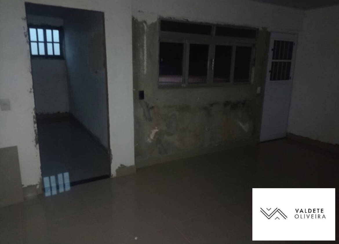 Casa à venda com 2 quartos, 200m² - Foto 14