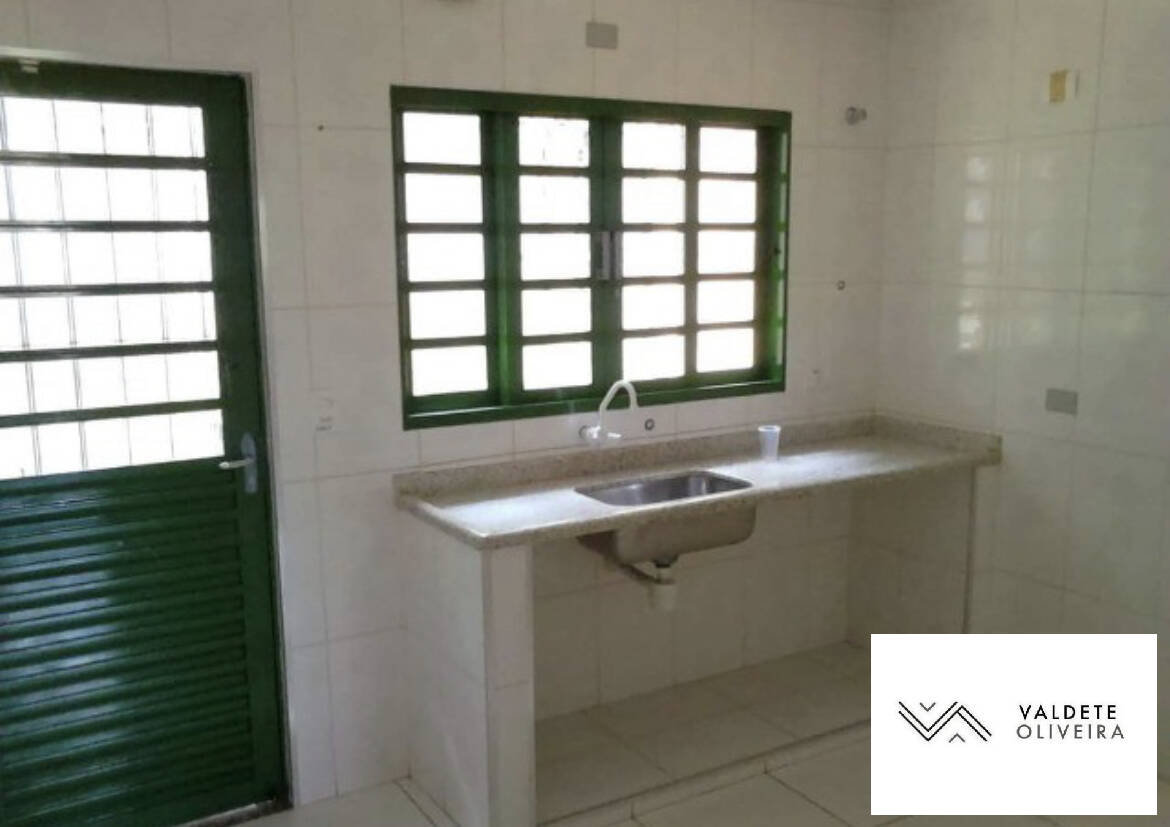 Casa à venda com 2 quartos, 1500m² - Foto 5