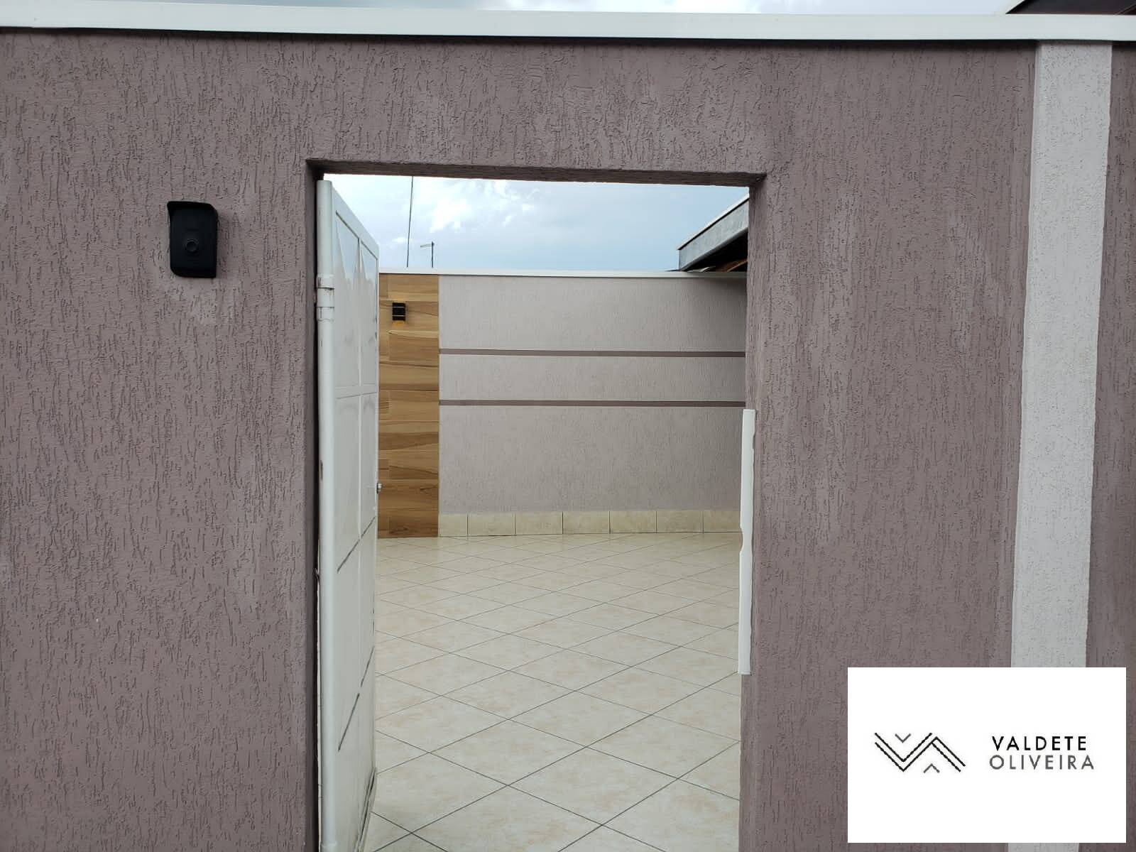 Casa à venda com 2 quartos, 90m² - Foto 14