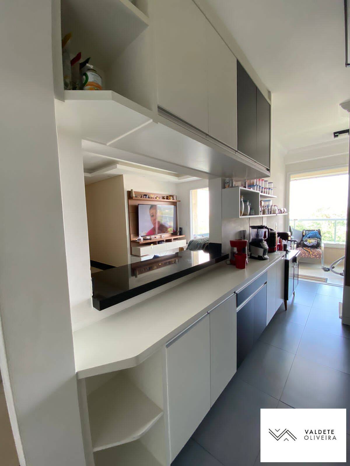 Apartamento à venda com 3 quartos, 87m² - Foto 3