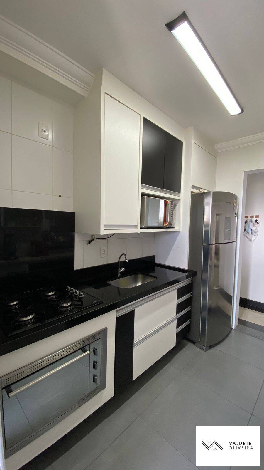 Apartamento à venda com 3 quartos, 87m² - Foto 12