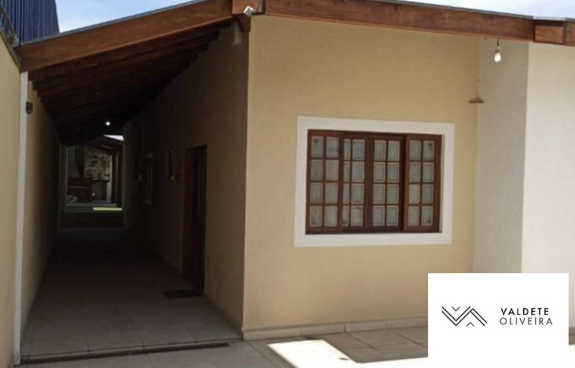 Casa à venda com 3 quartos, 300m² - Foto 18