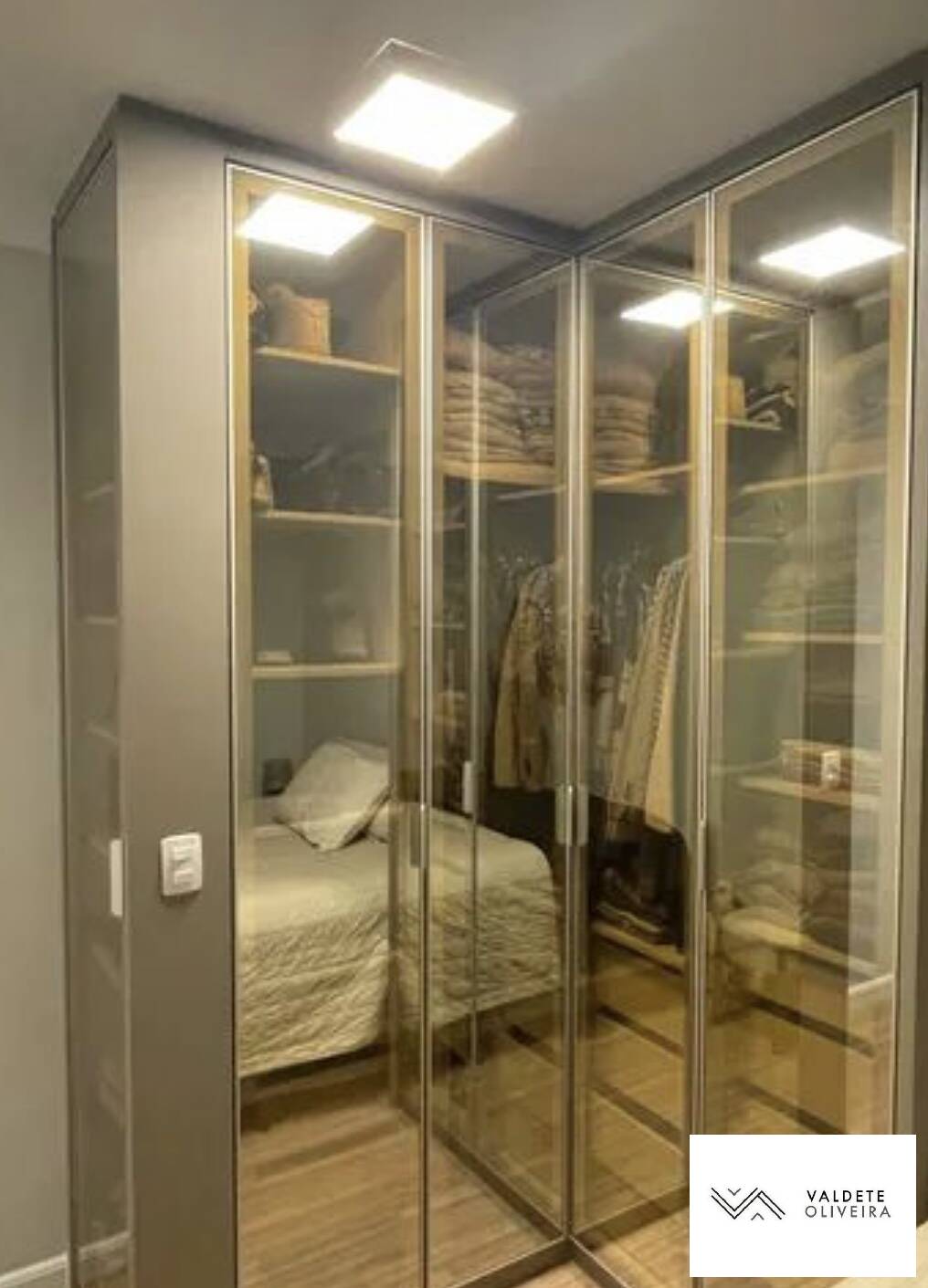 Apartamento à venda com 2 quartos, 65m² - Foto 2