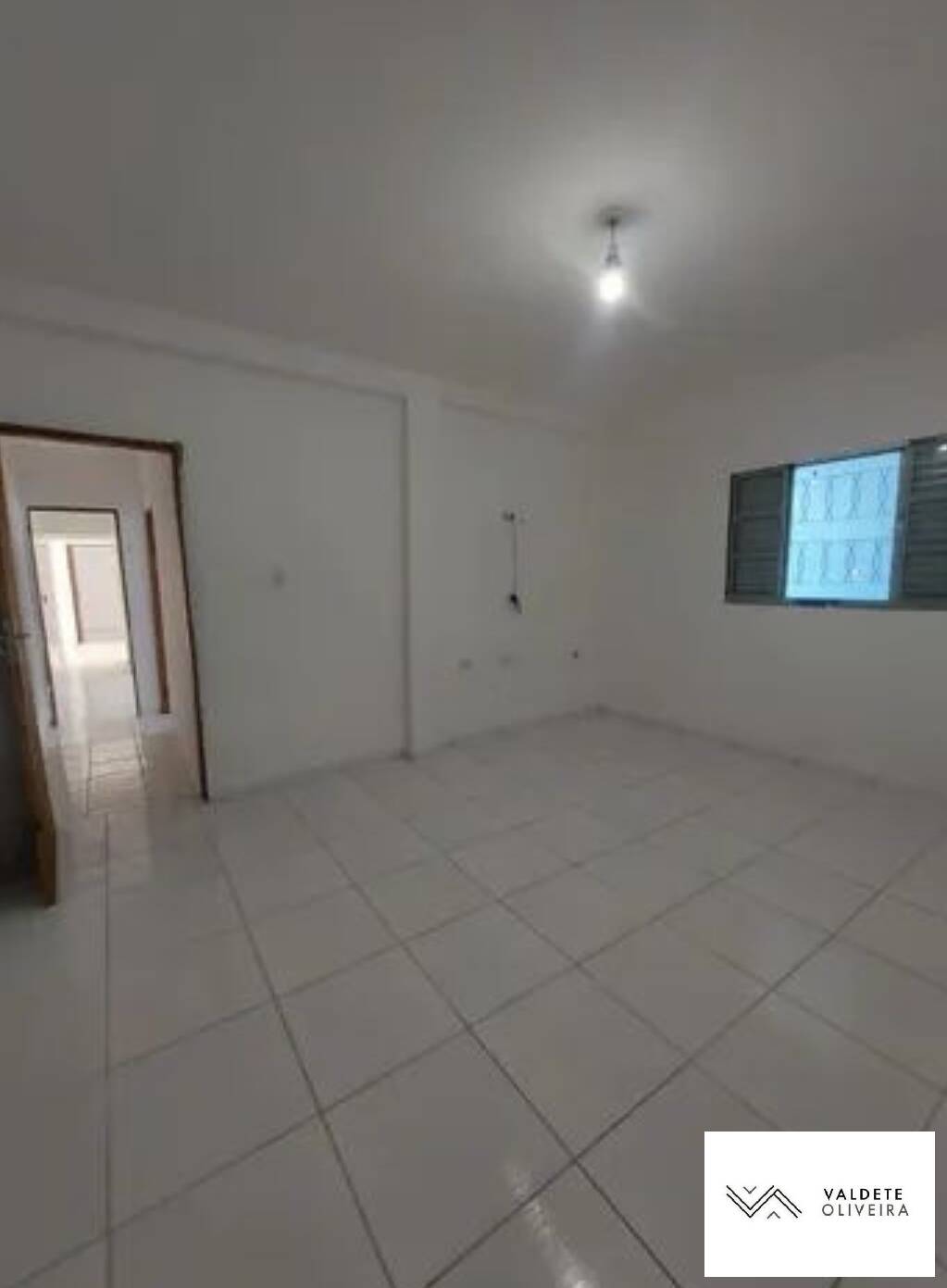 Casa à venda com 3 quartos, 124m² - Foto 9