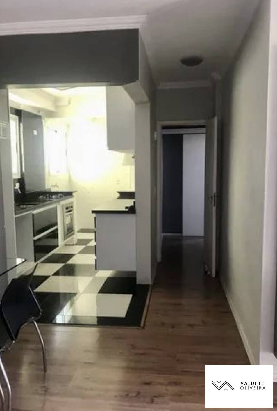 Apartamento à venda com 3 quartos, 83m² - Foto 3