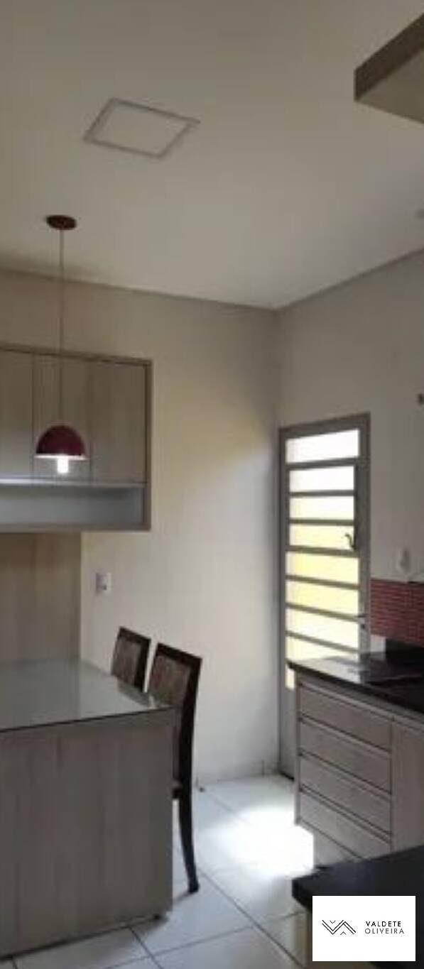 Casa à venda com 2 quartos, 125m² - Foto 12