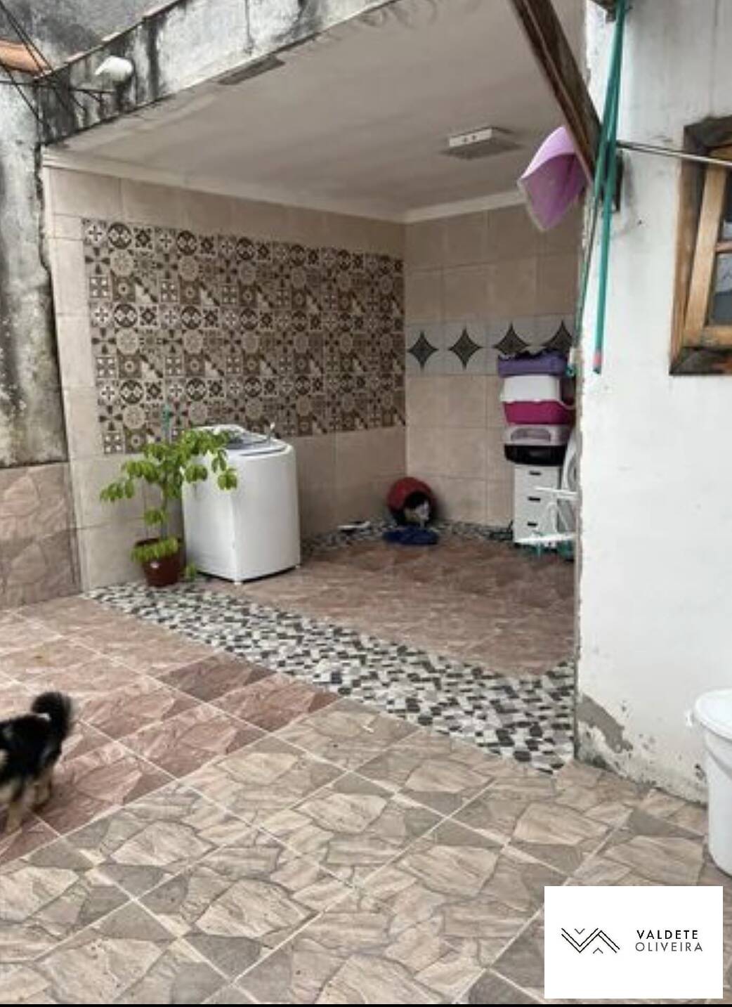 Casa à venda com 2 quartos, 60m² - Foto 2