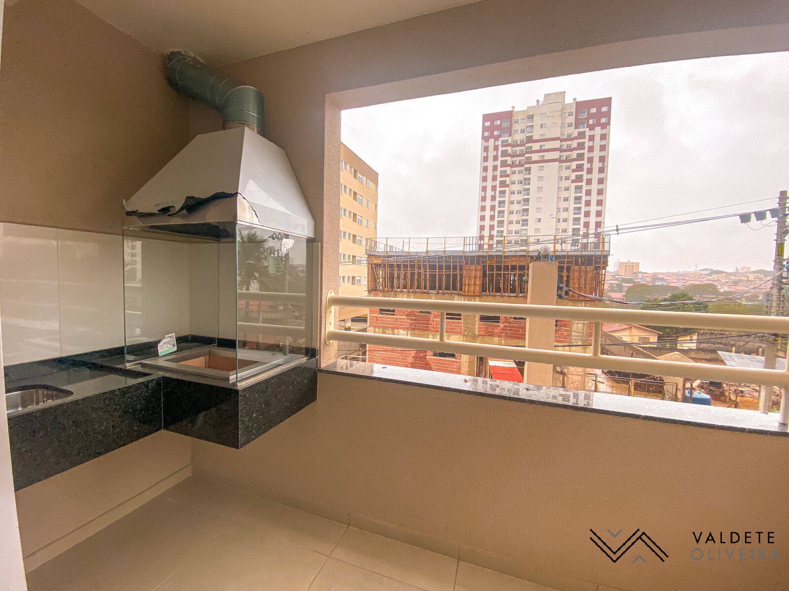 Apartamento à venda com 3 quartos, 63m² - Foto 4