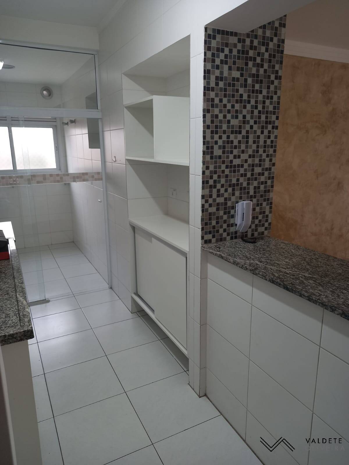 Apartamento à venda com 3 quartos, 77m² - Foto 17