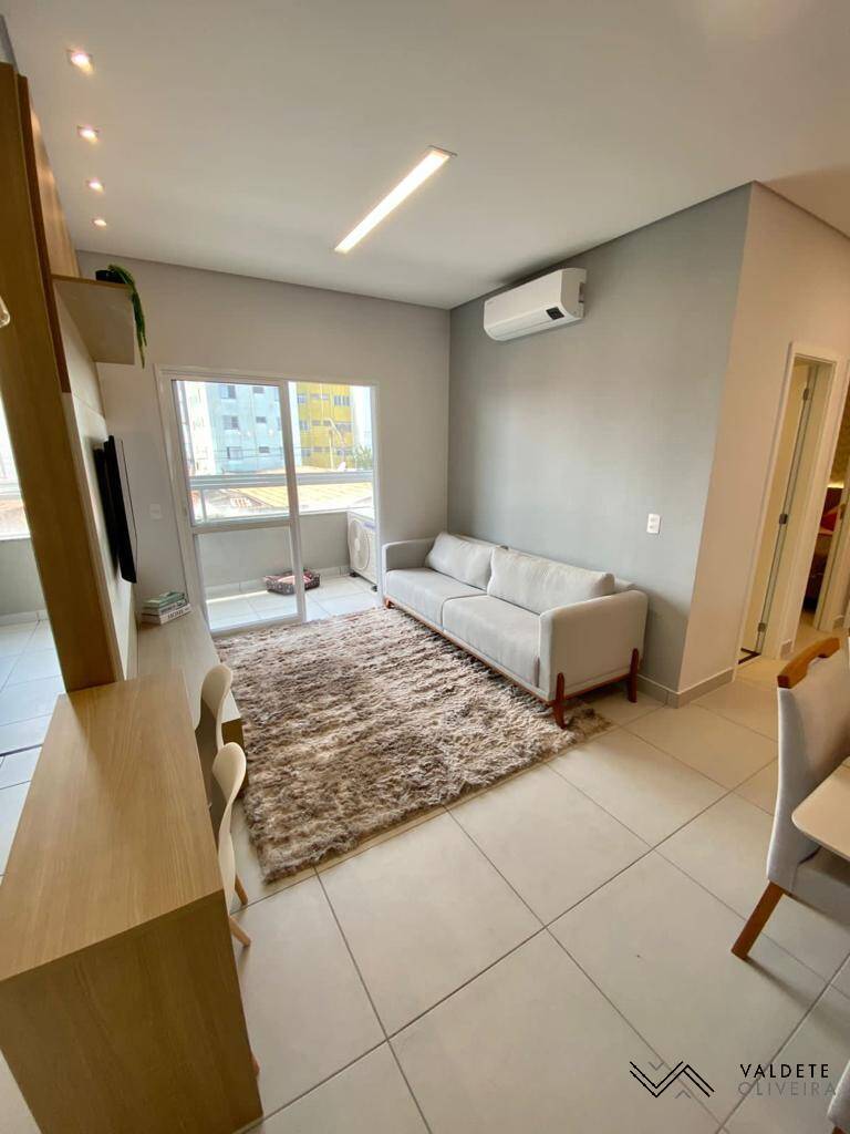 Apartamento à venda com 2 quartos, 67m² - Foto 7