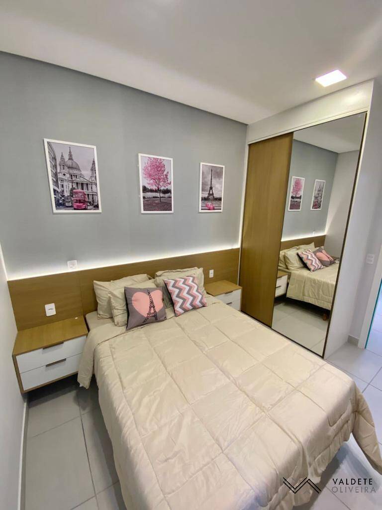 Apartamento à venda com 2 quartos, 67m² - Foto 4