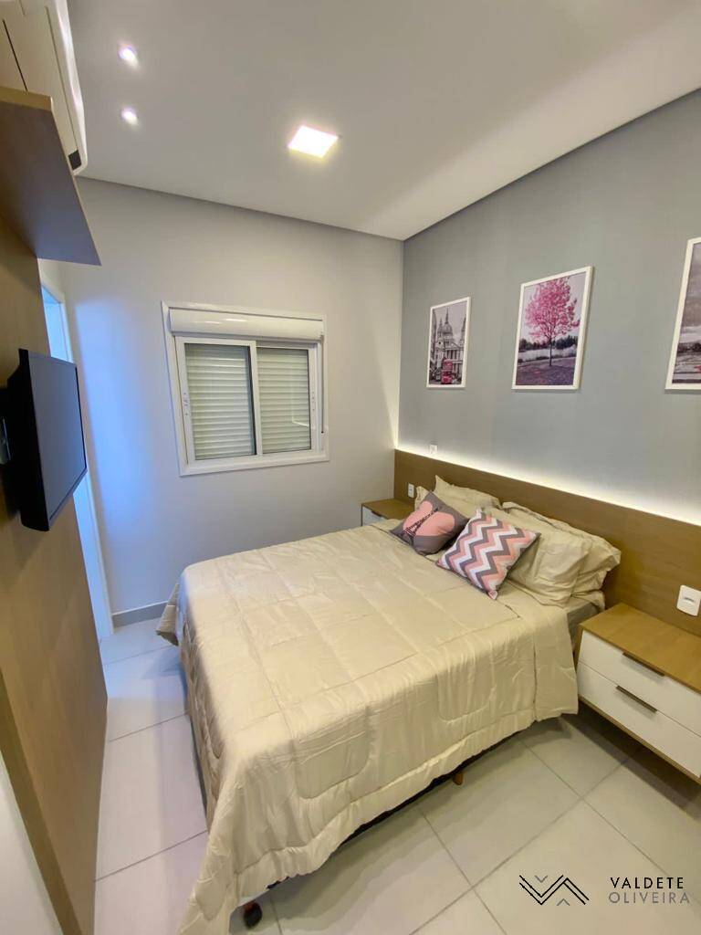 Apartamento à venda com 2 quartos, 67m² - Foto 5